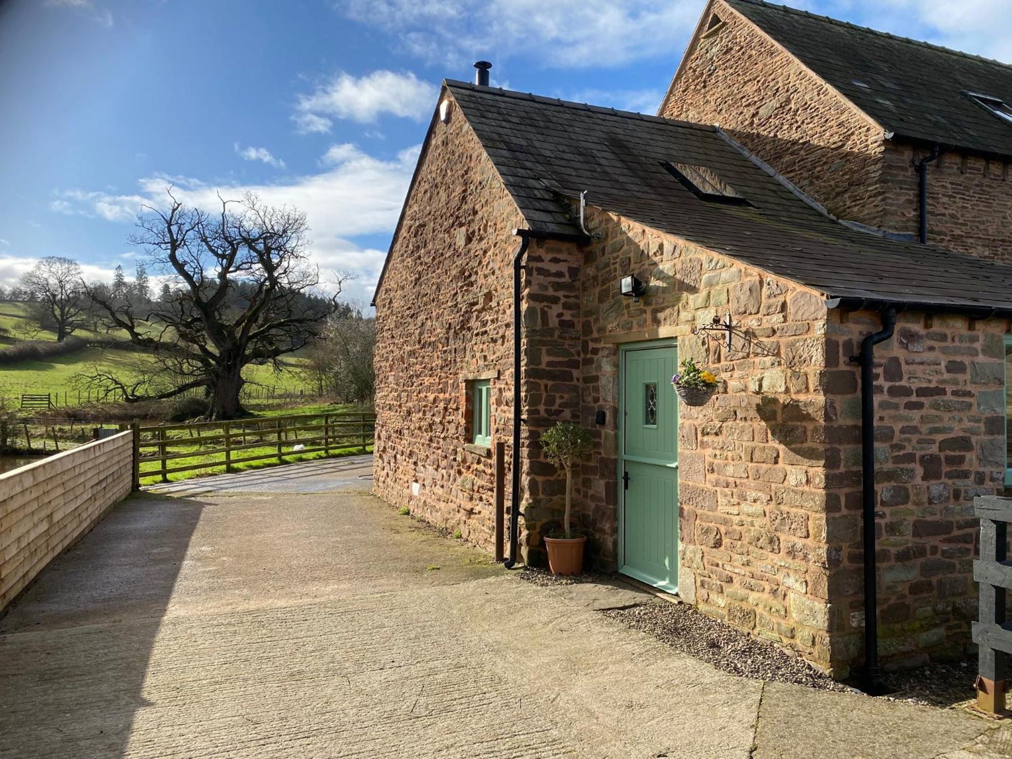 Oaklands Cottage On A Rural Farm Dingestow Exterior photo